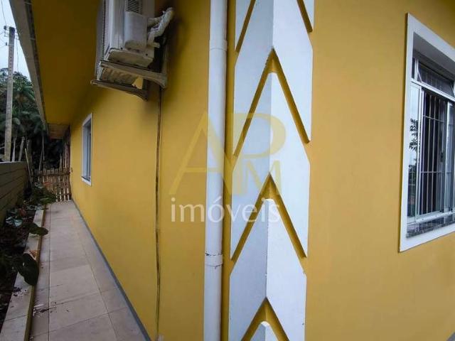 Casa / Sobrado para Venda em Biguaçu/SC Universitários 3 Quartos