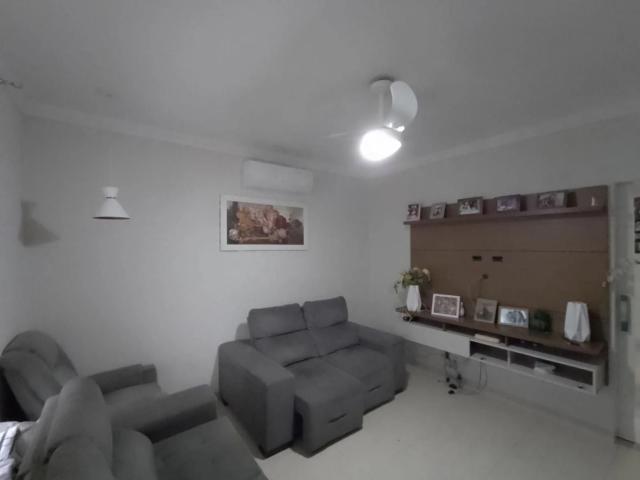 Casa / Sobrado para Venda em Birigui/SP Jardim Recanto dos Pássaros 5 Quartos