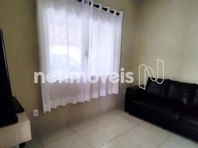 Casa / Sobrado para Venda em Bom Despacho/MG Calais 4 Quartos