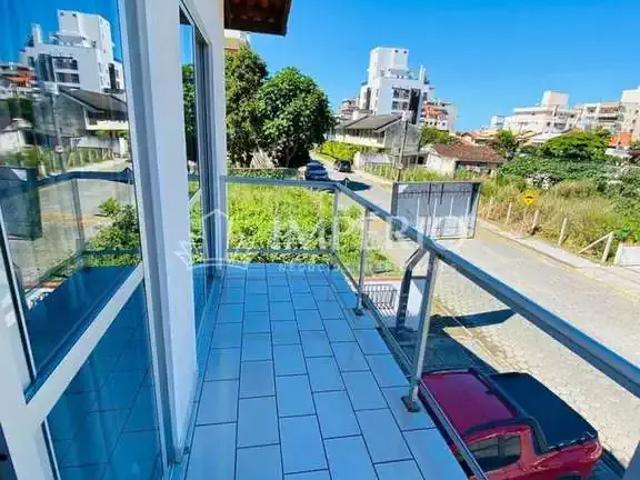 Casa / Sobrado para Venda em Bombinhas/SC Bombas 7 Quartos