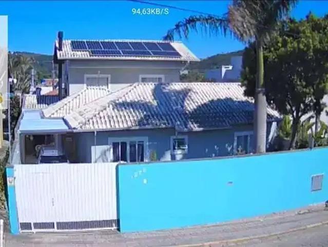 Casa / Sobrado para Venda em Bombinhas/SC Bombas 4 Quartos