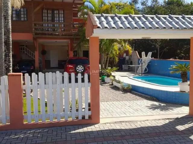 Casa / Sobrado para Venda em Bombinhas/SC Bombas 6 Quartos