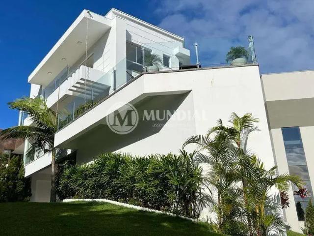 Casa / Sobrado para Venda em Bombinhas/SC Centro 4 Quartos