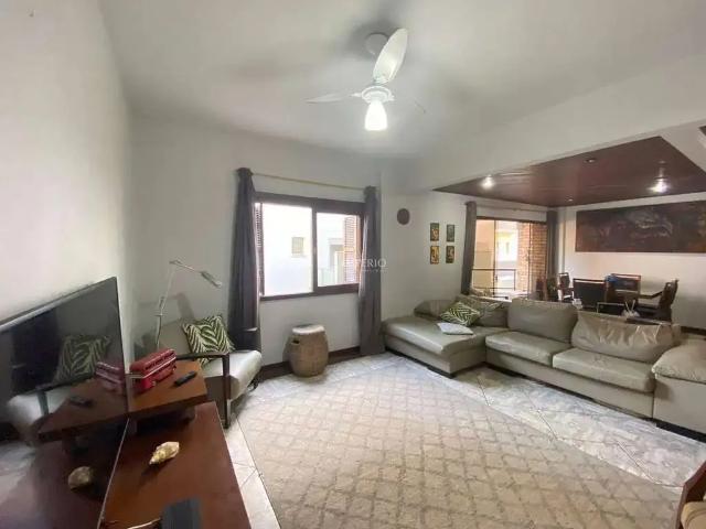 Casa / Sobrado para Venda em Bombinhas/SC Centro 4 Quartos
