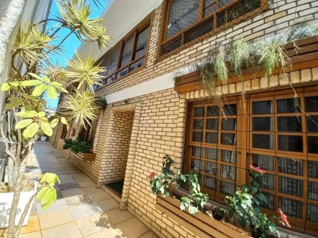 Casa / Sobrado para Venda em Bombinhas/SC Centro