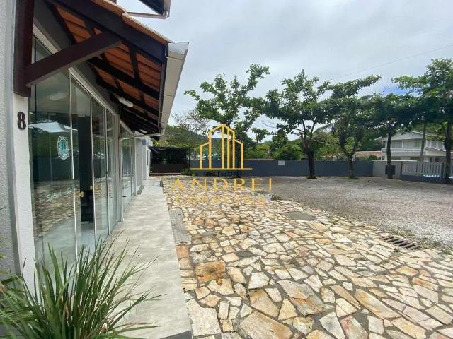 Casa / Sobrado para Venda em Bombinhas/SC Morrinhos 3 Quartos