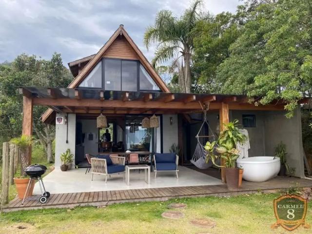 Casa / Sobrado para Venda em Bombinhas/SC Praia da Tainha 2 Quartos
