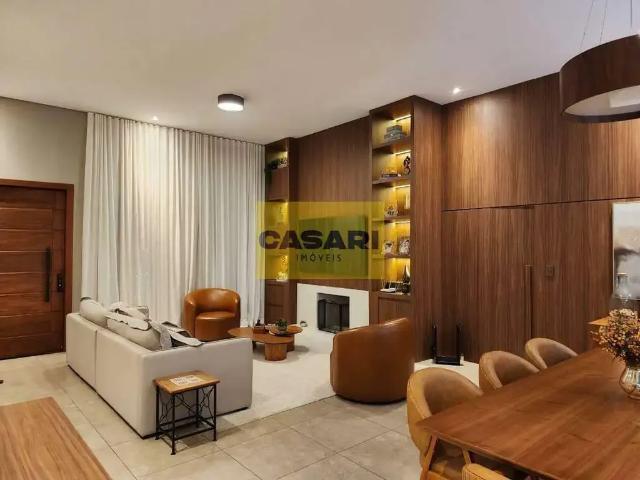 Casa / Sobrado para Venda em Boituva/SP Condomínio Residencial Saint Claire 3 Quartos