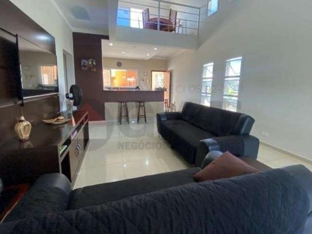 Casa / Sobrado para Venda em Boituva/SP Portal dos Lagos 4 Quartos