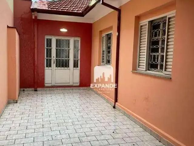 Casa / Sobrado para Venda em Botucatu/SP Alto 3 Quartos