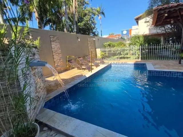 Casa / Sobrado para Venda em Botucatu/SP Centro 4 Quartos