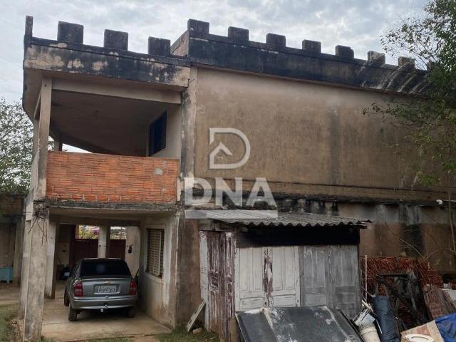 Casa / Sobrado para Venda em Botucatu/SP Centro 3 Quartos