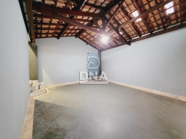 Casa / Sobrado para Venda em Botucatu/SP Jardim Ypê 2 Quartos