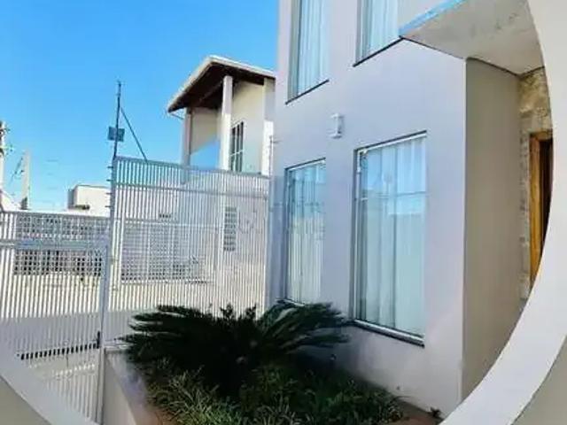 Casa / Sobrado para Venda em Botucatu/SP Jardim Regina 3 Quartos