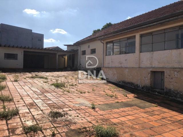 Casa / Sobrado para Venda em Botucatu/SP Vila Casa Branca 4 Quartos