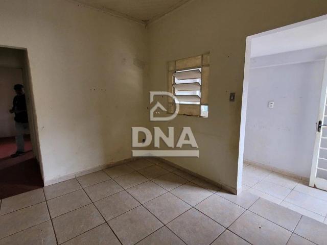 Casa / Sobrado para Venda em Botucatu/SP Vila Santa Luzia 2 Quartos