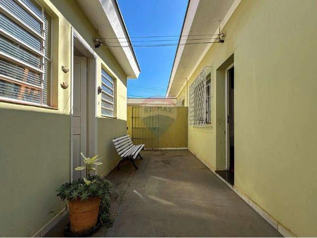 Casa / Sobrado para Venda em Botucatu/SP Vila Santa Therezinha de Menino Jesus 3 Quartos