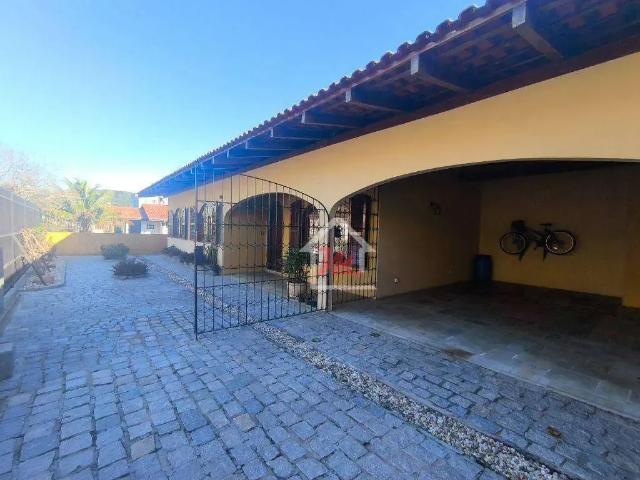 Casa / Sobrado para Venda em Blumenau/SC Água Verde 3 Quartos