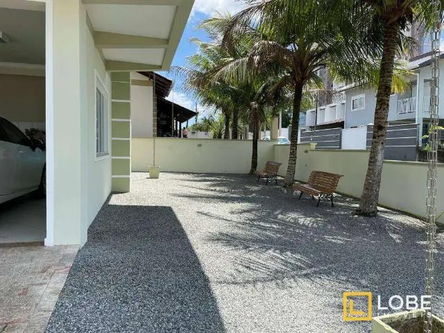 Casa / Sobrado para Venda em Blumenau/SC Água Verde 4 Quartos