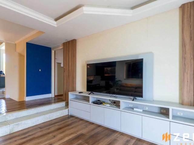 Casa / Sobrado para Venda em Blumenau/SC Água Verde 4 Quartos