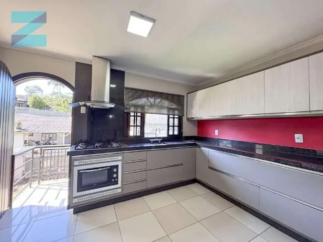 Casa / Sobrado para Venda em Blumenau/SC Água Verde 5 Quartos