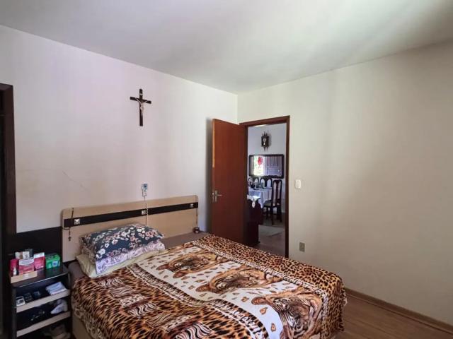 Casa / Sobrado para Venda em Blumenau/SC Água Verde 6 Quartos