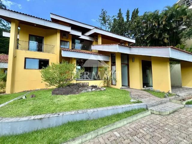 Casa / Sobrado para Venda em Blumenau/SC Escola Agrícola 5 Quartos