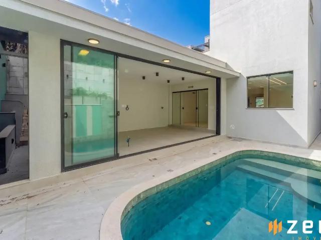 Casa / Sobrado para Venda em Blumenau/SC Boa Vista 4 Quartos
