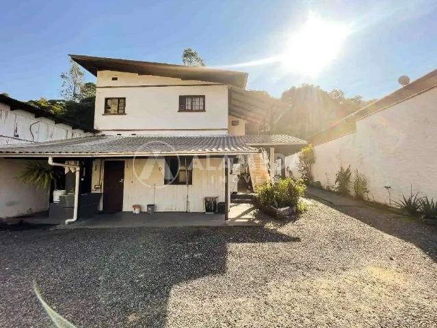 Casa / Sobrado para Venda em Blumenau/SC Boa Vista 7 Quartos