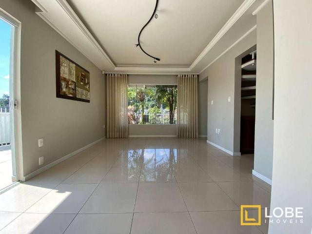 Casa / Sobrado para Venda em Blumenau/SC Centro 4 Quartos