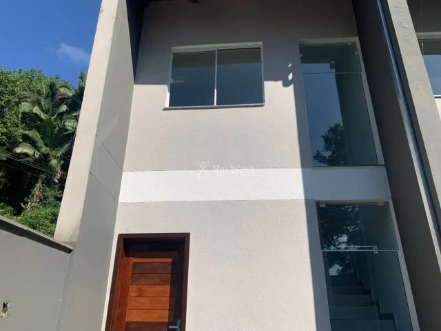 Casa / Sobrado para Venda em Blumenau/SC Do Salto 2 Quartos