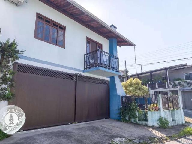 Casa / Sobrado para Venda em Blumenau/SC Do Salto 3 Quartos