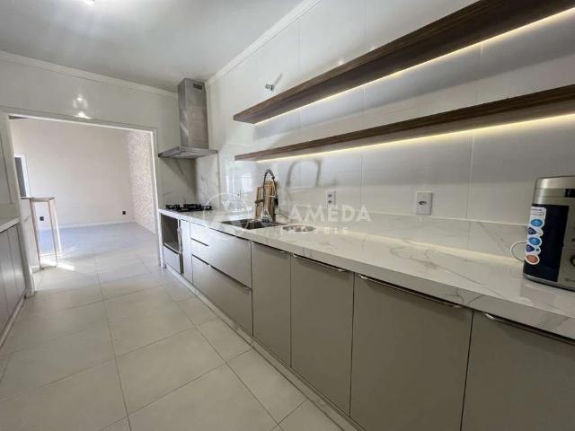Casa / Sobrado para Venda em Blumenau/SC Do Salto 4 Quartos