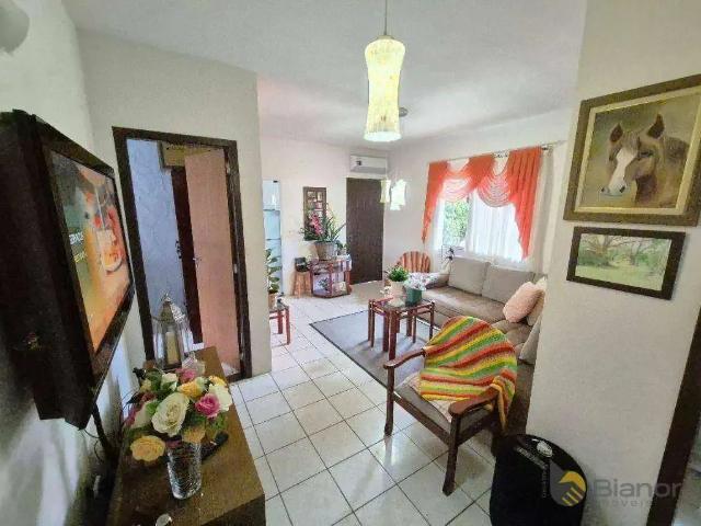 Casa / Sobrado para Venda em Blumenau/SC Escola Agrícola 4 Quartos