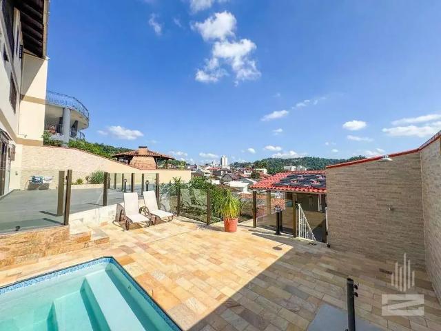 Casa / Sobrado para Venda em Blumenau/SC Escola Agrícola 4 Quartos