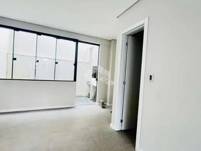 Casa / Sobrado para Venda em Blumenau/SC Escola Agrícola 2 Quartos