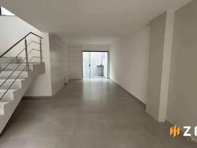 Casa / Sobrado para Venda em Blumenau/SC Escola Agrícola 3 Quartos