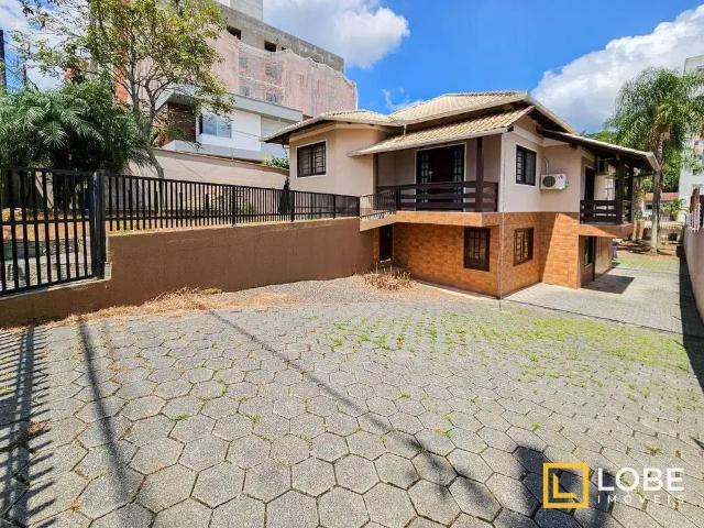 Casa / Sobrado para Venda em Blumenau/SC Escola Agrícola 3 Quartos
