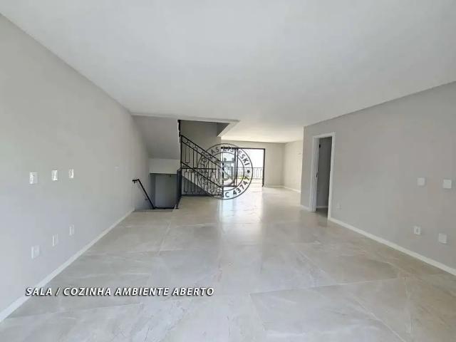 Casa / Sobrado para Venda em Blumenau/SC Escola Agrícola 3 Quartos