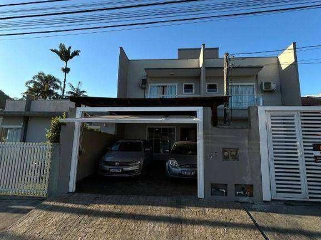 Casa / Sobrado para Venda em Blumenau/SC Fidélis 2 Quartos