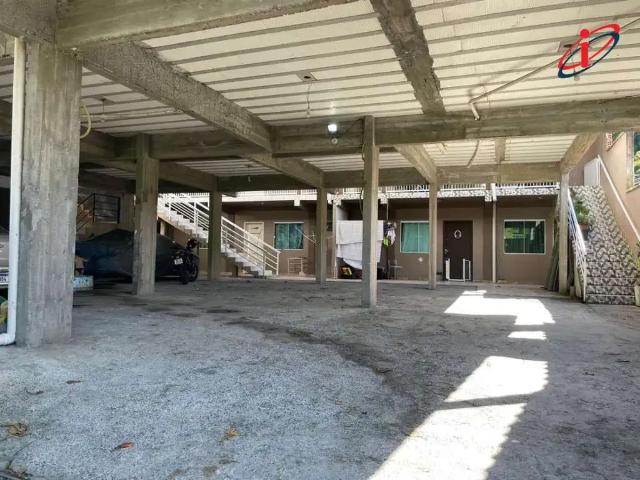 Casa / Sobrado para Venda em Blumenau/SC Fidélis 9 Quartos