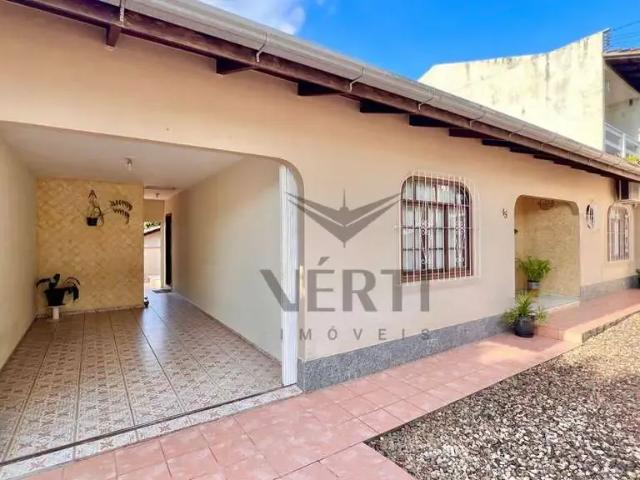 Casa / Sobrado para Venda em Blumenau/SC Fortaleza 3 Quartos