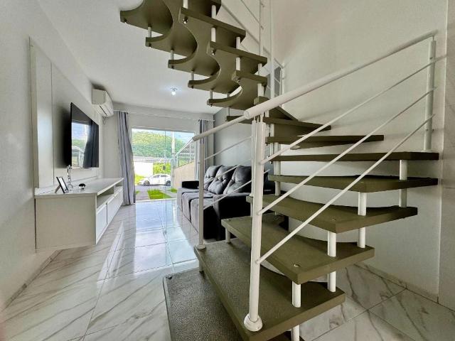 Casa / Sobrado para Venda em Blumenau/SC Fortaleza Alta 2 Quartos