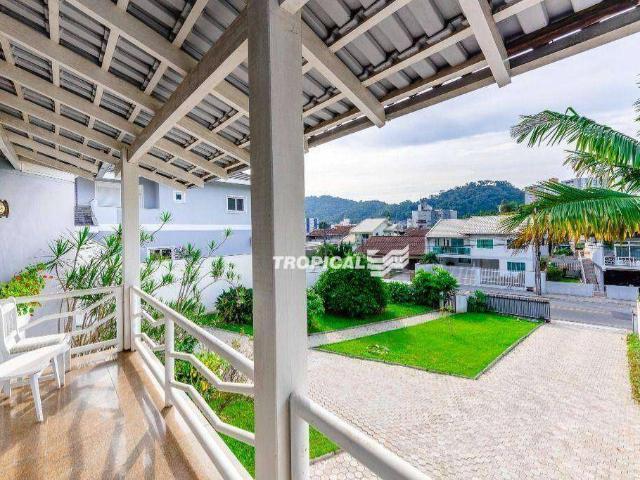 Casa / Sobrado para Venda em Blumenau/SC Garcia 4 Quartos