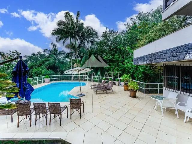 Casa / Sobrado para Venda em Blumenau/SC Garcia 4 Quartos