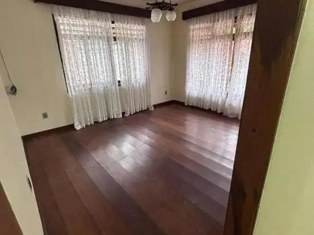Casa / Sobrado para Venda em Blumenau/SC Garcia 4 Quartos