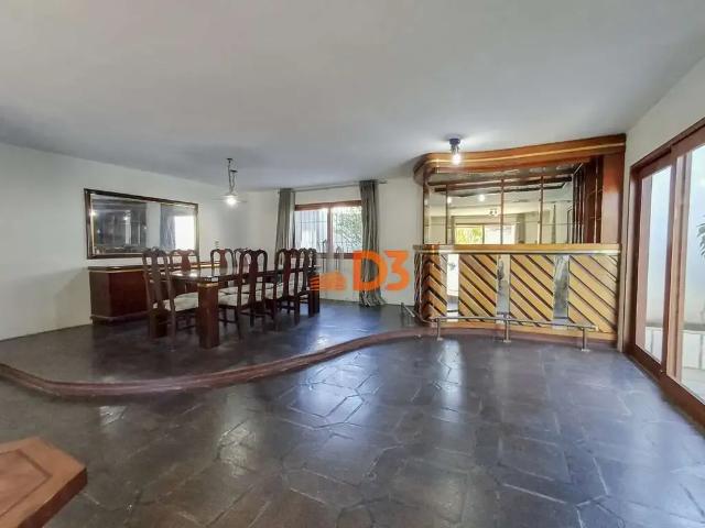 Casa / Sobrado para Venda em Blumenau/SC Garcia 5 Quartos