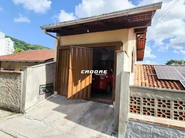 Casa / Sobrado para Venda em Blumenau/SC Garcia 7 Quartos
