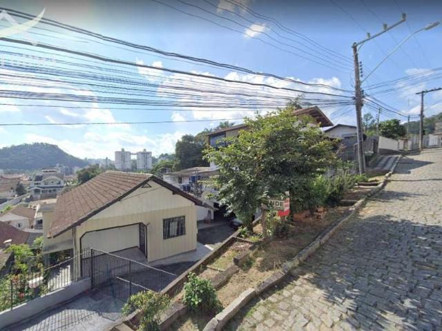 Casa / Sobrado para Venda em Blumenau/SC Garcia 7 Quartos