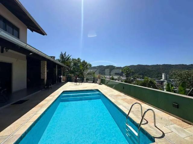 Casa / Sobrado para Venda em Blumenau/SC Garcia 3 Quartos